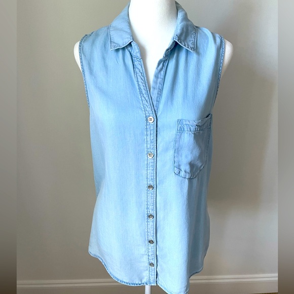 Molly Green sleeveless button down - Size L - Picture 1 of 10
